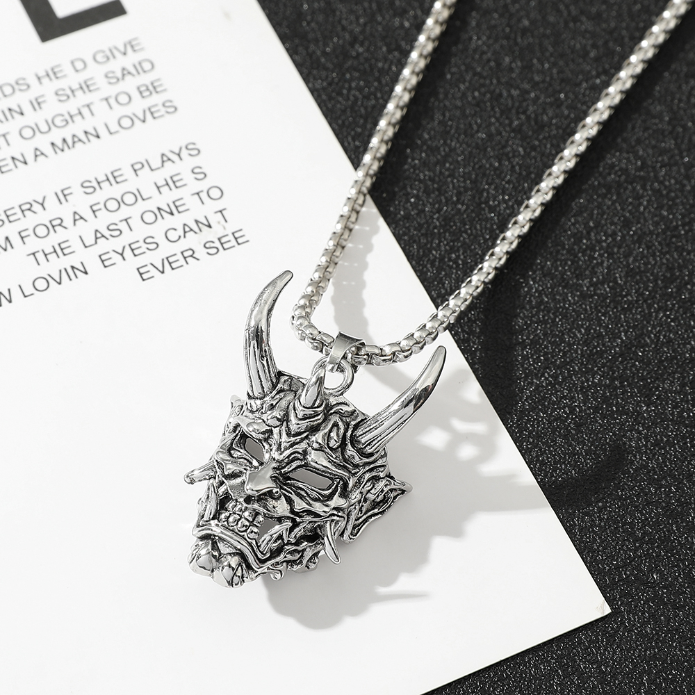 Collier pendentif masque de dé - Men'S Accessories Designer avis et prix
