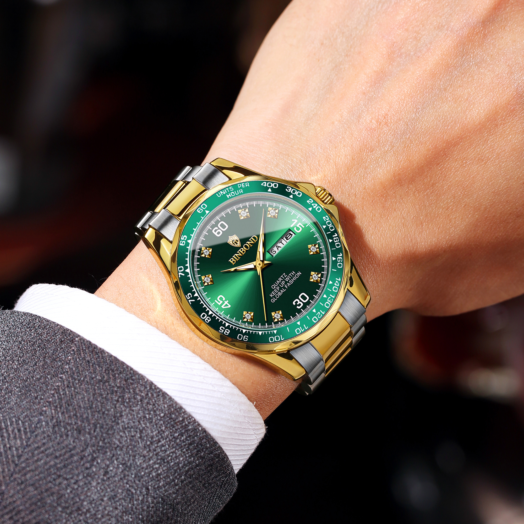 Montres-bracelets de luxe à qu - Men'S Accessories Display avis et prix